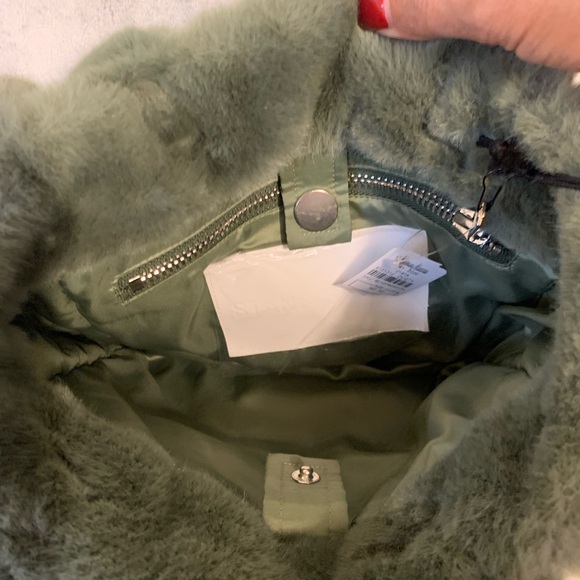 Green Faux Fur Handbag - Picture 3 of 5